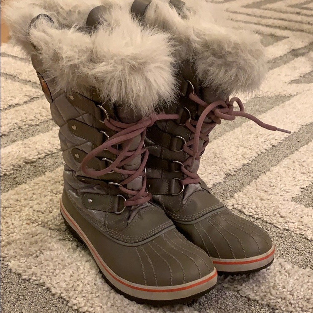 Sorel Joan of Arctic Boot 8.5 LIKE NEW!